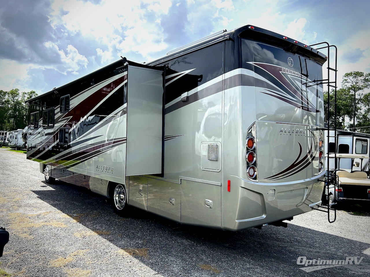 2017 Tiffin Allegro 36 UA Photo 3