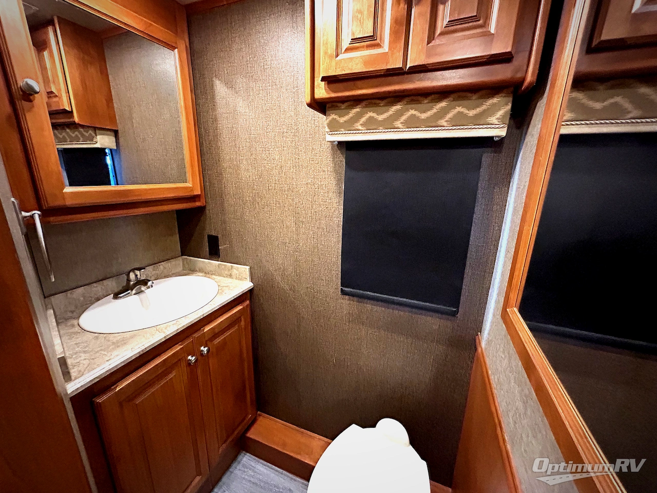 2017 Tiffin Allegro 36 UA Photo 19