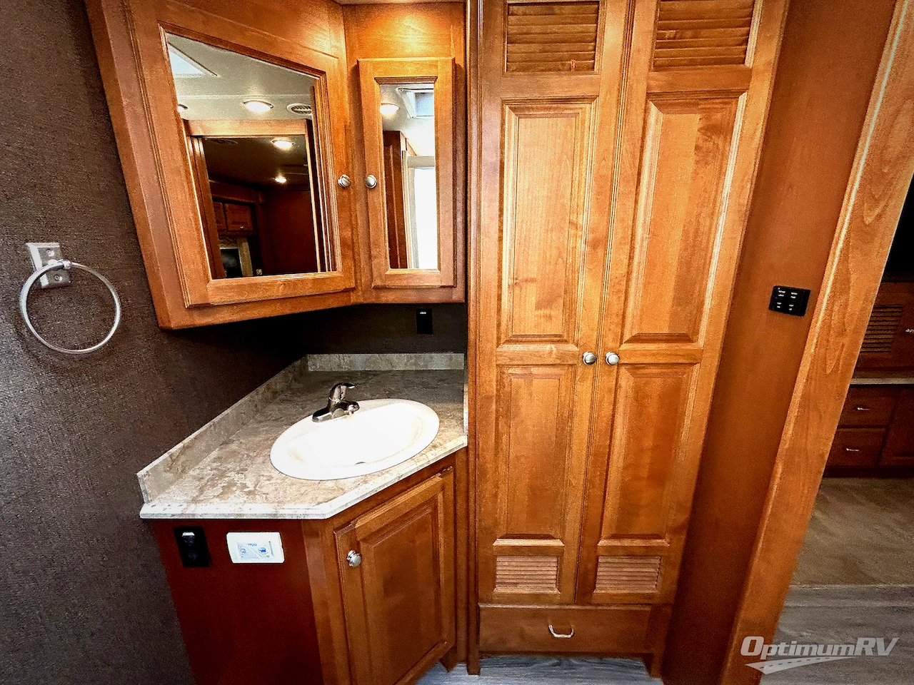 2017 Tiffin Allegro 36 UA Photo 23