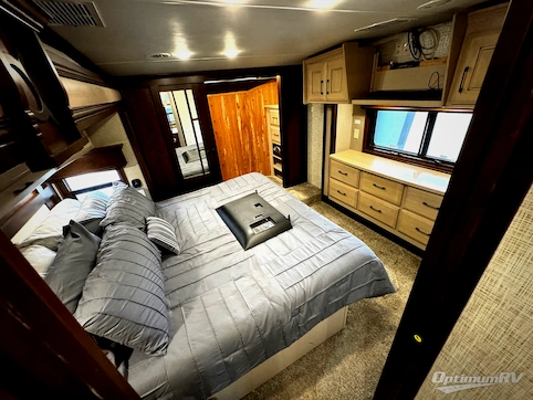 2020 DRV Luxury Suites Mobile Suites 40KSSB4 RV Photo 4