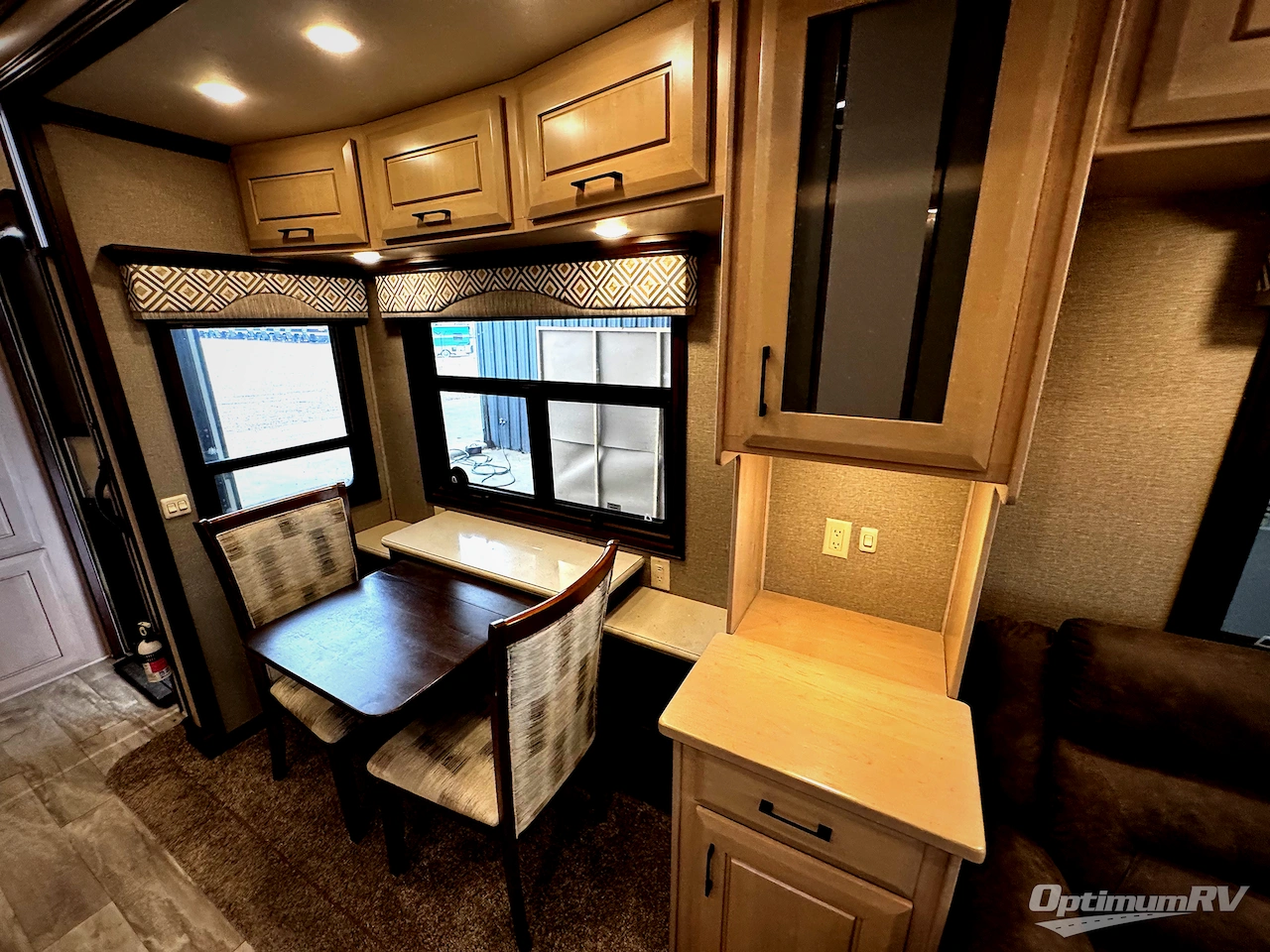 2020 DRV Luxury Suites Mobile Suites 40KSSB4 Photo 12