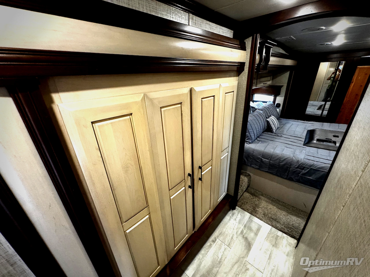 2020 DRV Luxury Suites Mobile Suites 40KSSB4 Photo 20