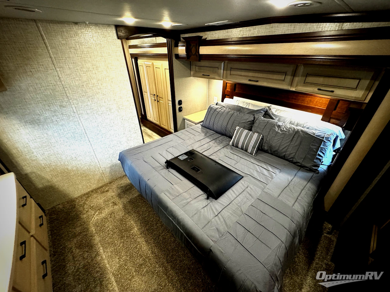 2020 DRV Luxury Suites Mobile Suites 40KSSB4 Photo 26