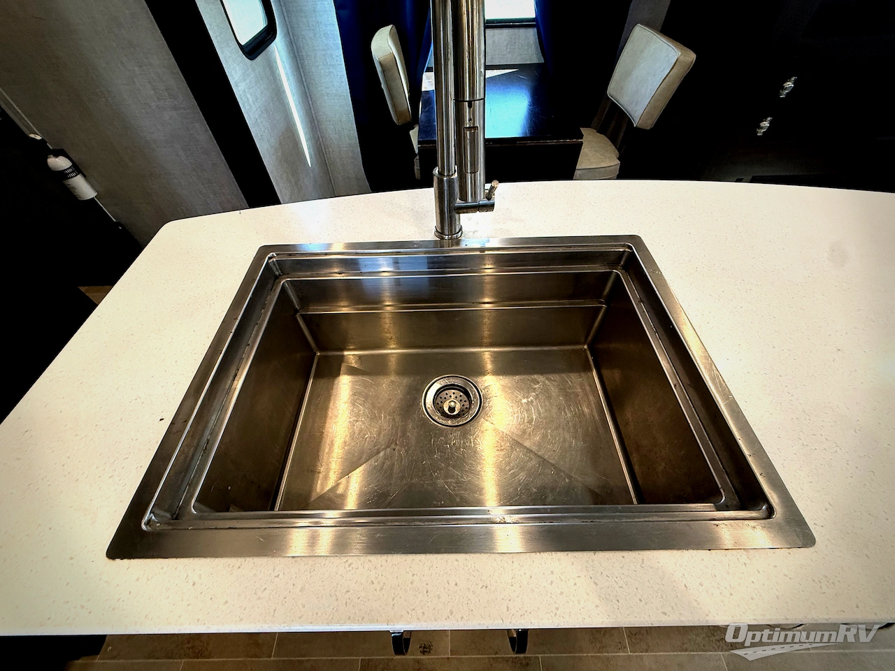 2021 Palomino Columbus 378MBC Photo 6