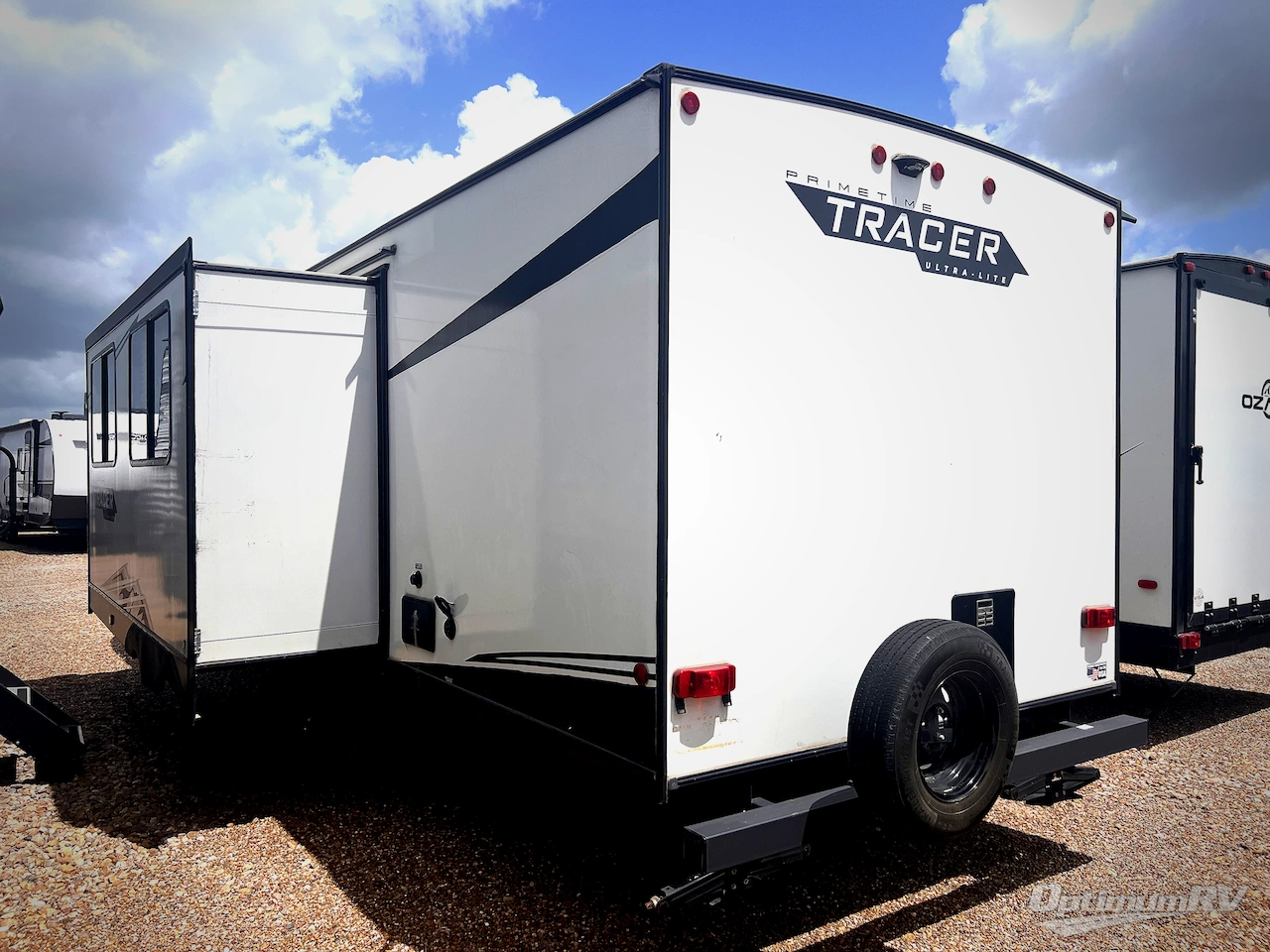 2022 Prime Time Tracer 260BHSLE Photo 3