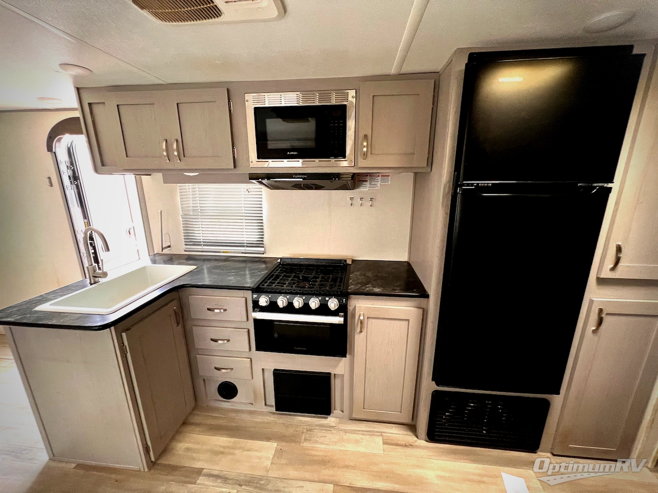 2022 Prime Time Tracer 260BHSLE Photo 6