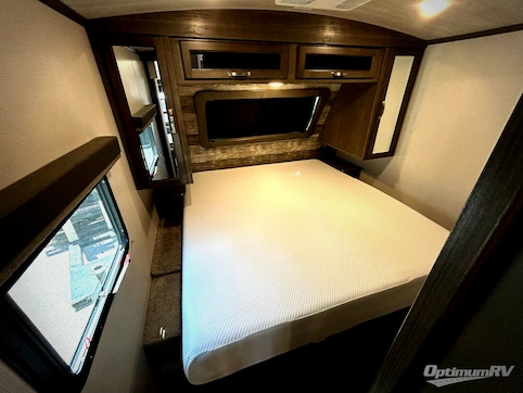 2021 Keystone Cougar Half-Ton 26RBS RV Photo 3