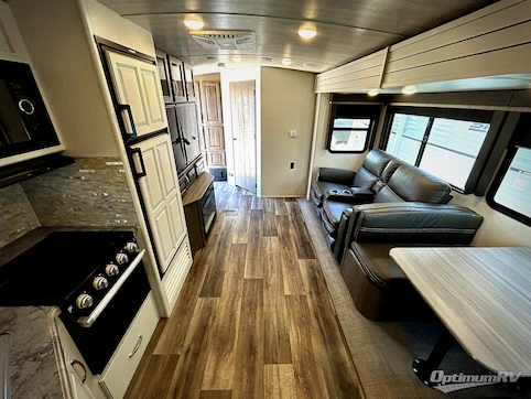 2021 Keystone Cougar Half-Ton 26RBS RV Photo 2