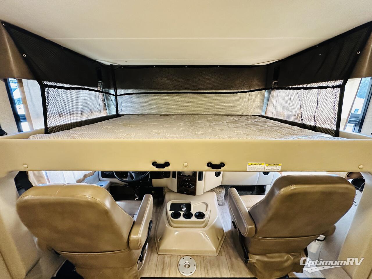 2019 Thor Freedom Traveler A27 Photo 7