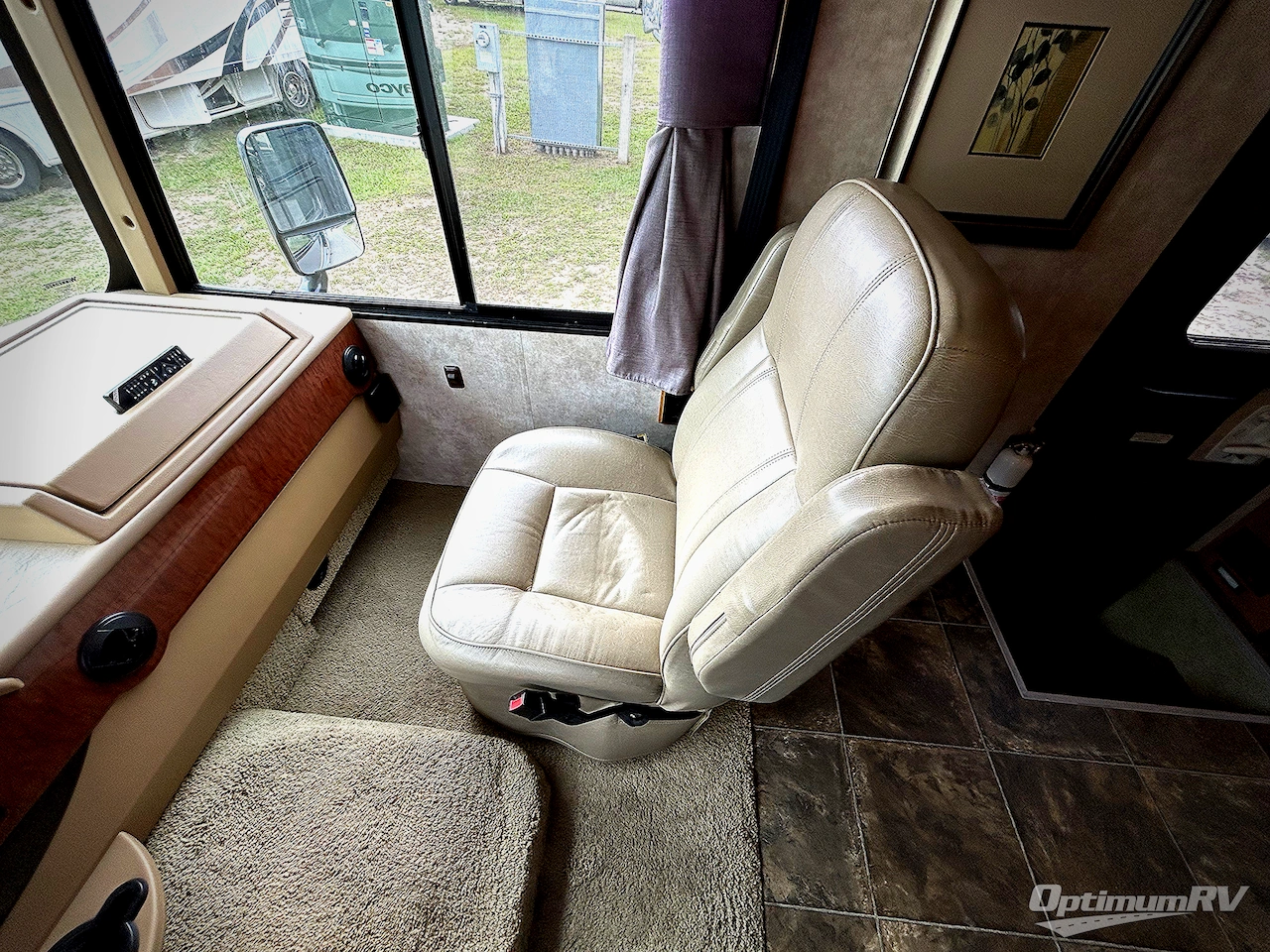 2012 Winnebago Vista 26P Photo 9