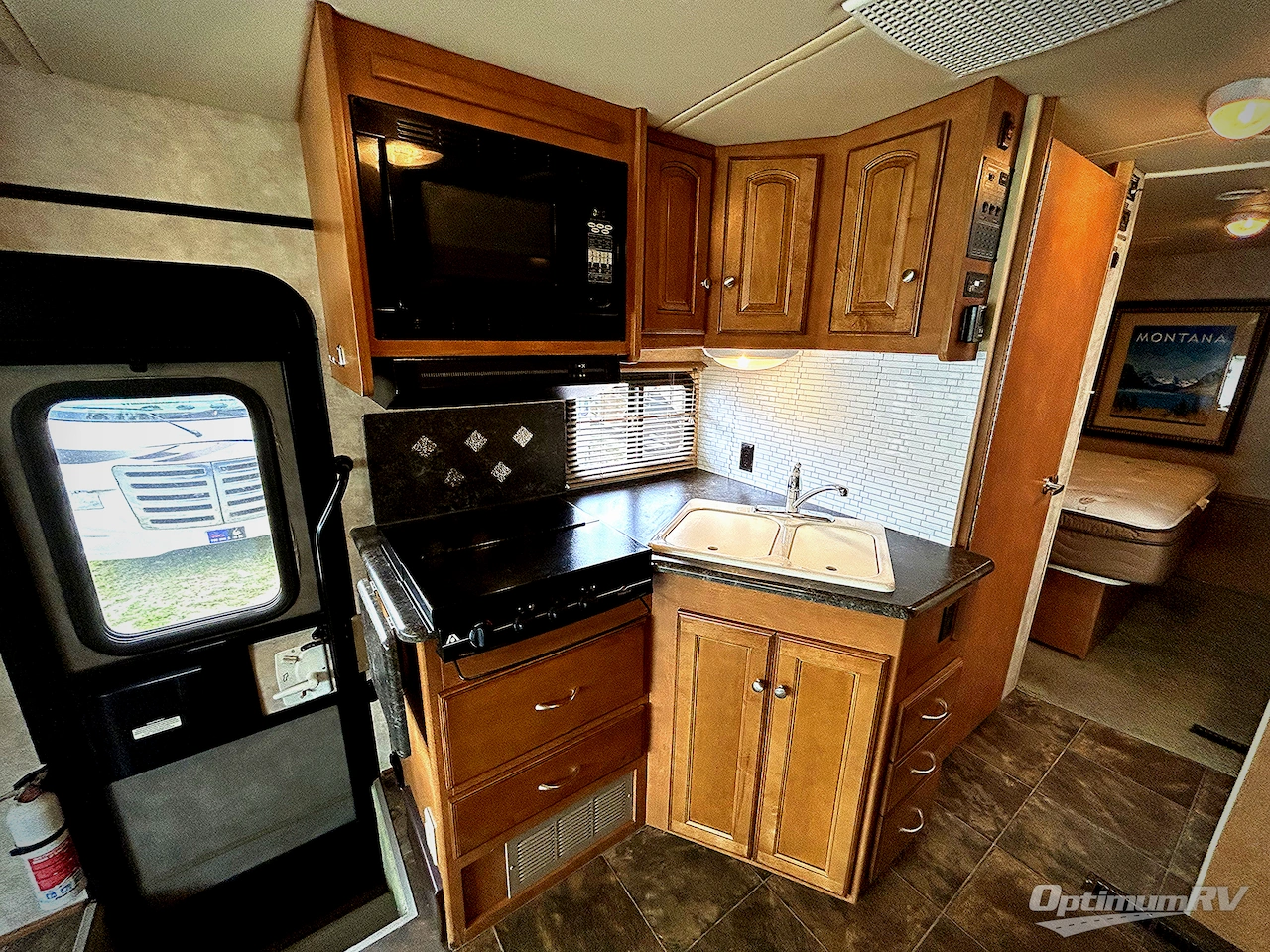 2012 Winnebago Vista 26P Photo 11