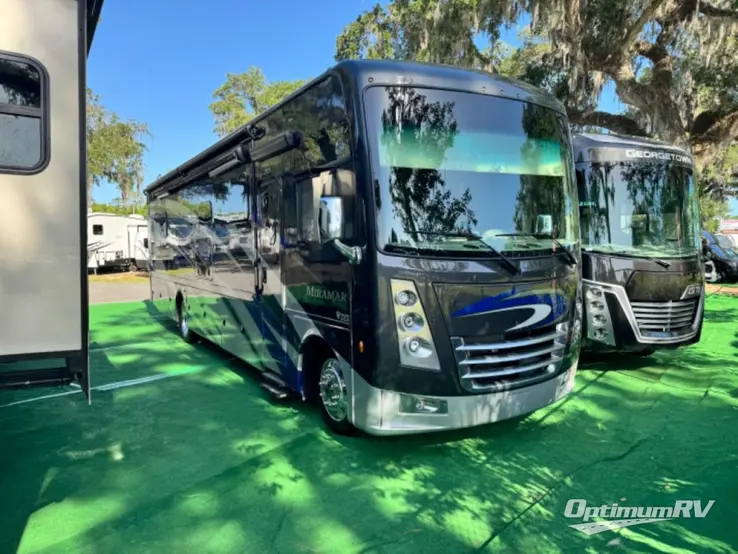 2020 Thor Miramar 35.2 RV Photo 1
