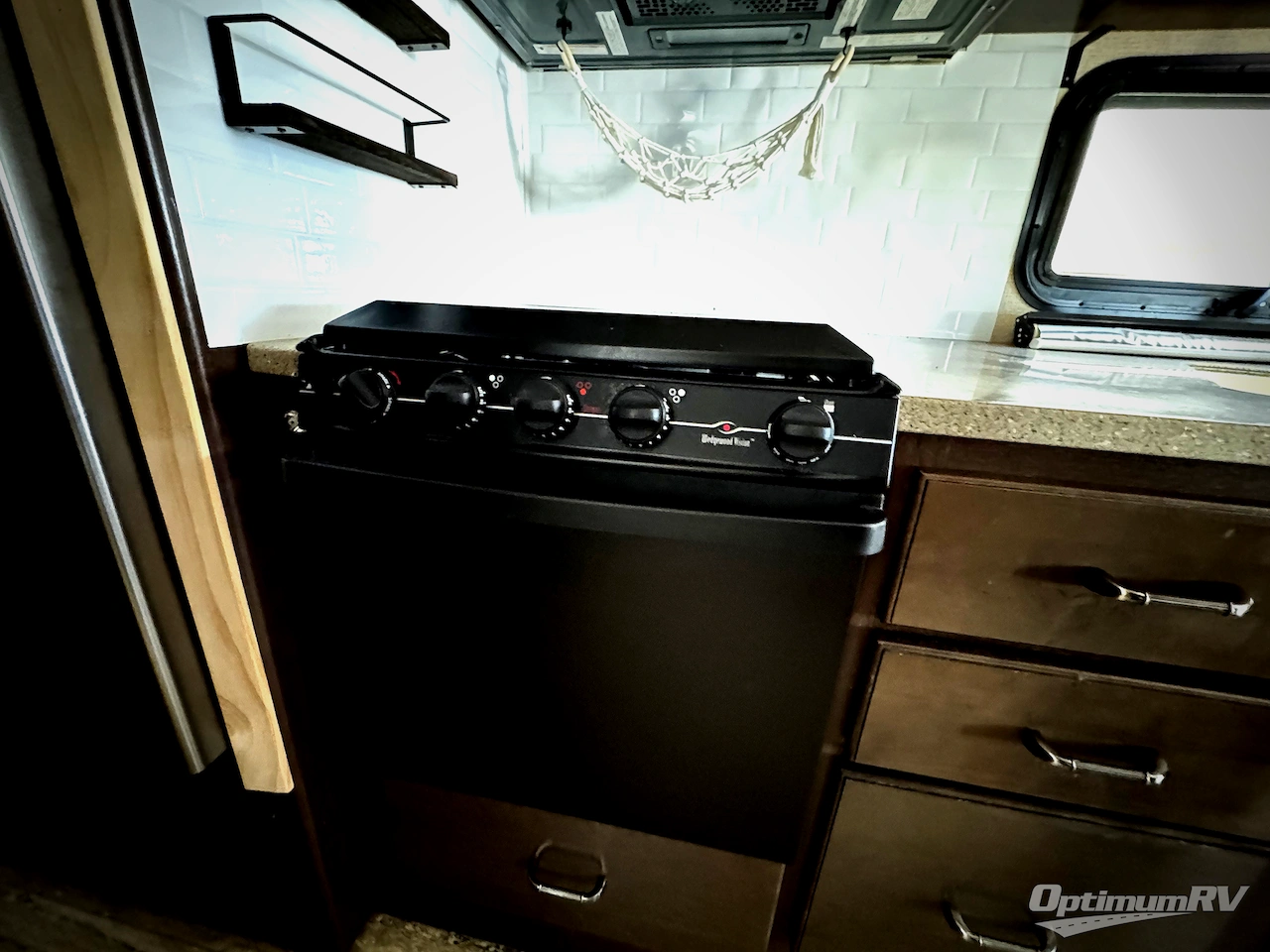 2017 Thor Hurricane 29M Photo 12