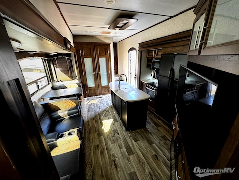 2020 Keystone Cougar 364BHL RV Photo 4