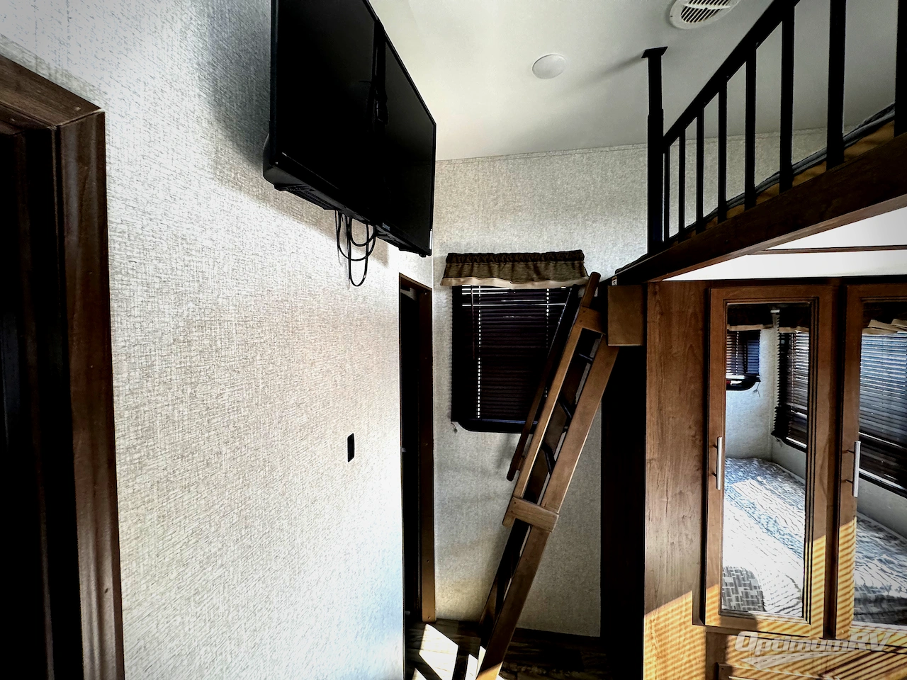 2020 Keystone Cougar 364BHL Photo 13