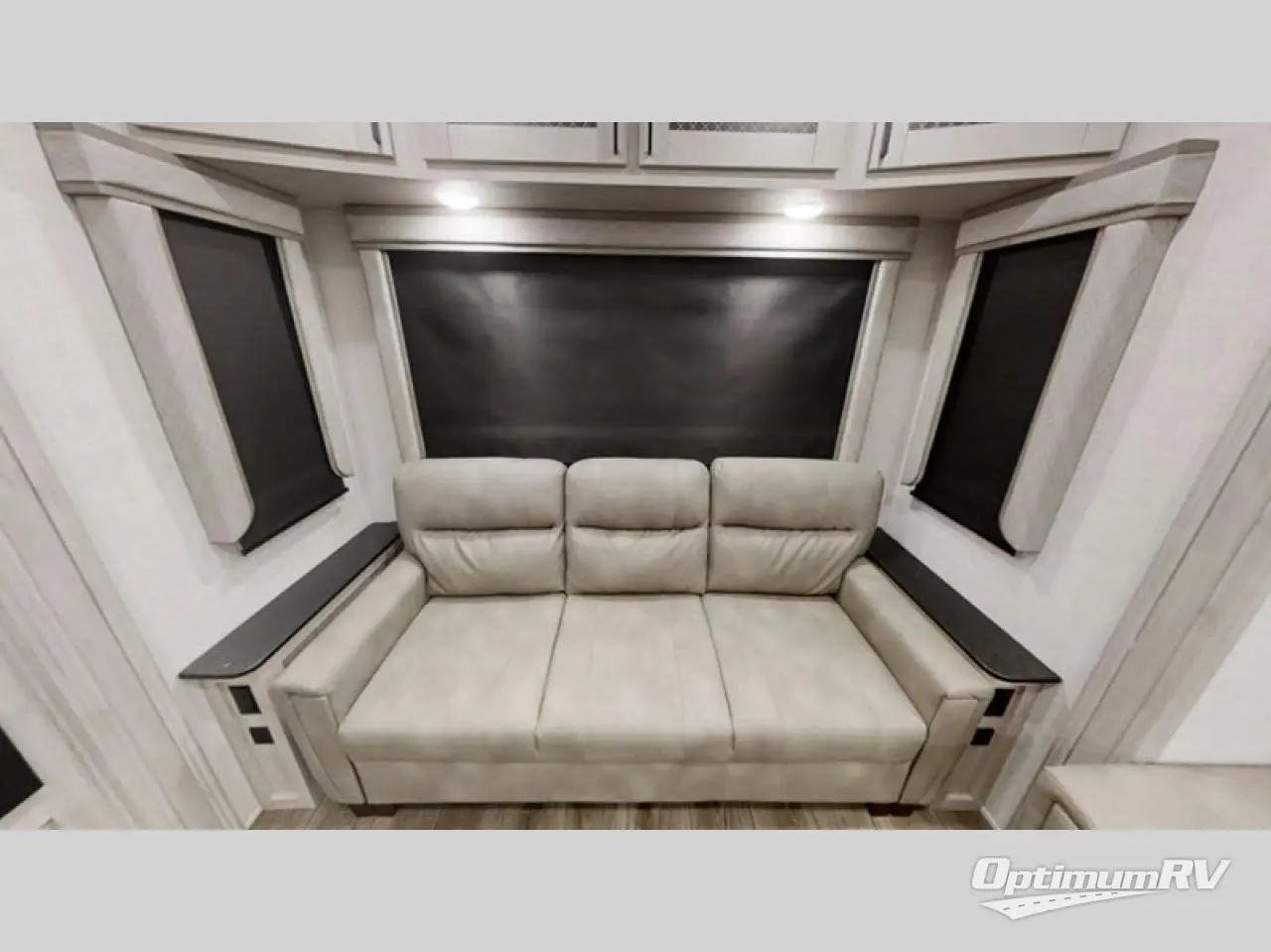 2023 East To West Tandara 386MB-OK Photo 4