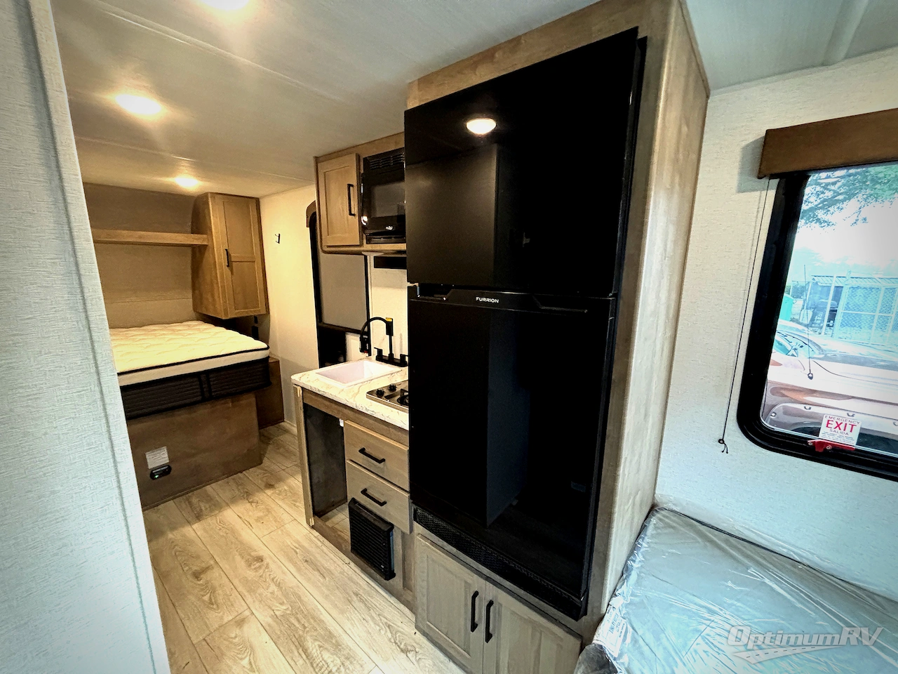 2025 Keystone Springdale Classic Mini 2200BH Photo 8
