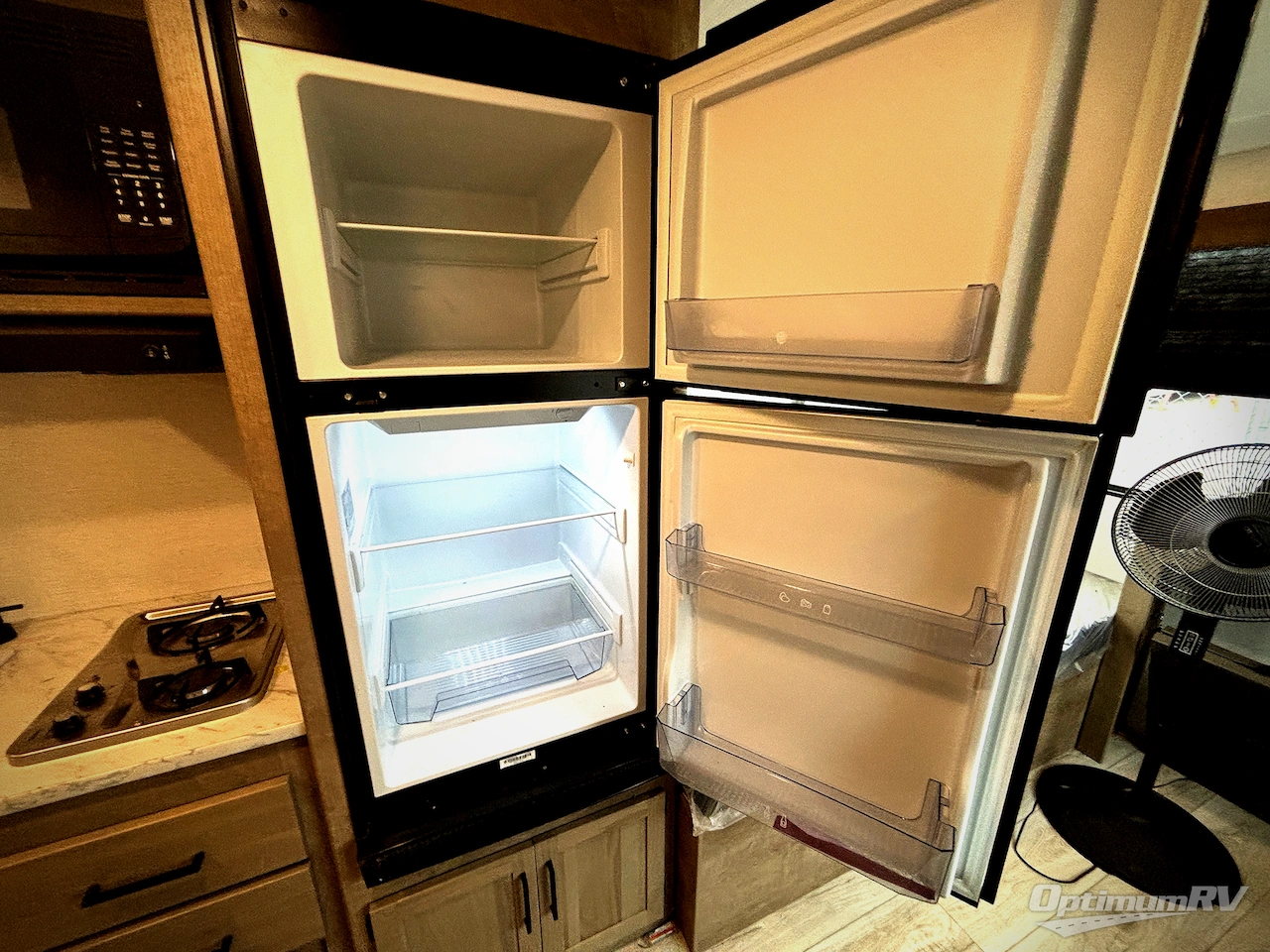 2025 Keystone Springdale Classic Mini 2200BH Photo 9