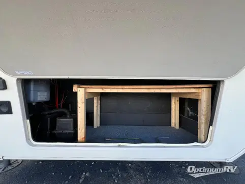 2019 Grand Design Solitude 374TH RV Photo 4