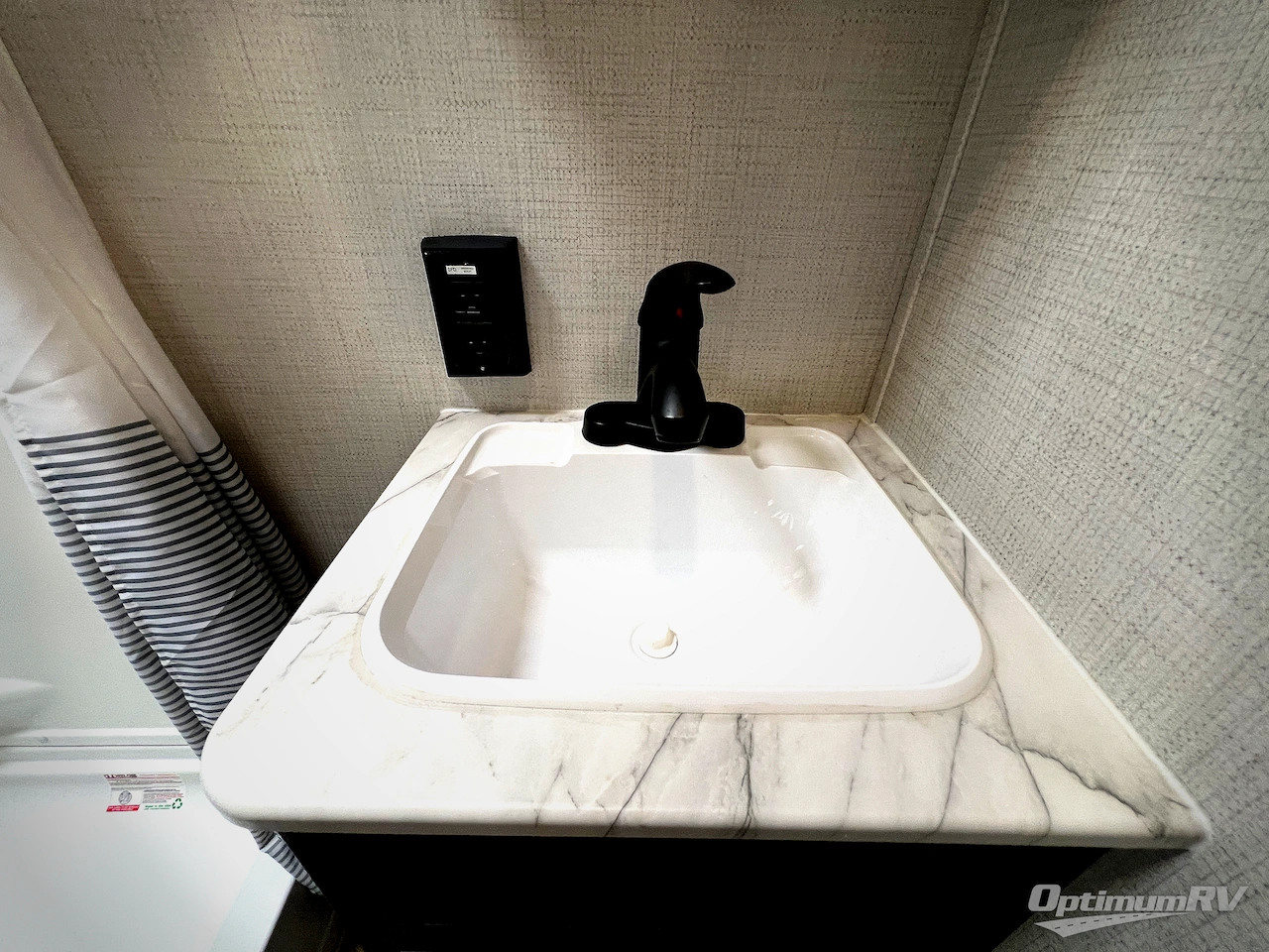 2022 Forest River Ozark 1800QS Photo 13