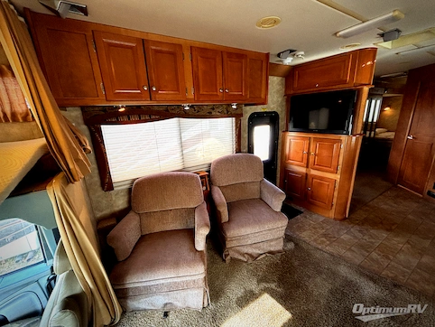 2008 Gulf Stream Endura 6341 RV Photo 3