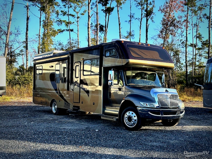 2008 Gulf Stream Endura 6341 RV Photo 1