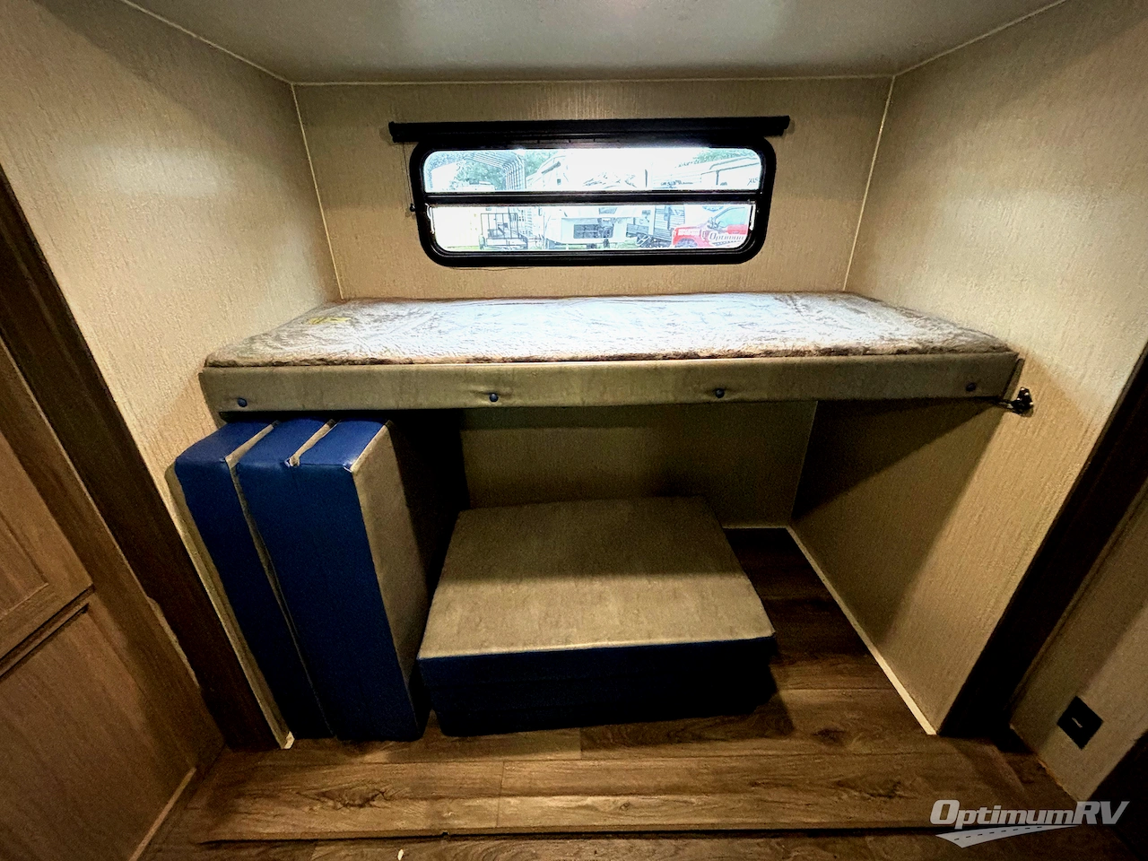 2020 Coachmen Freedom Express Liberty Edition 320BHDSLE Photo 14