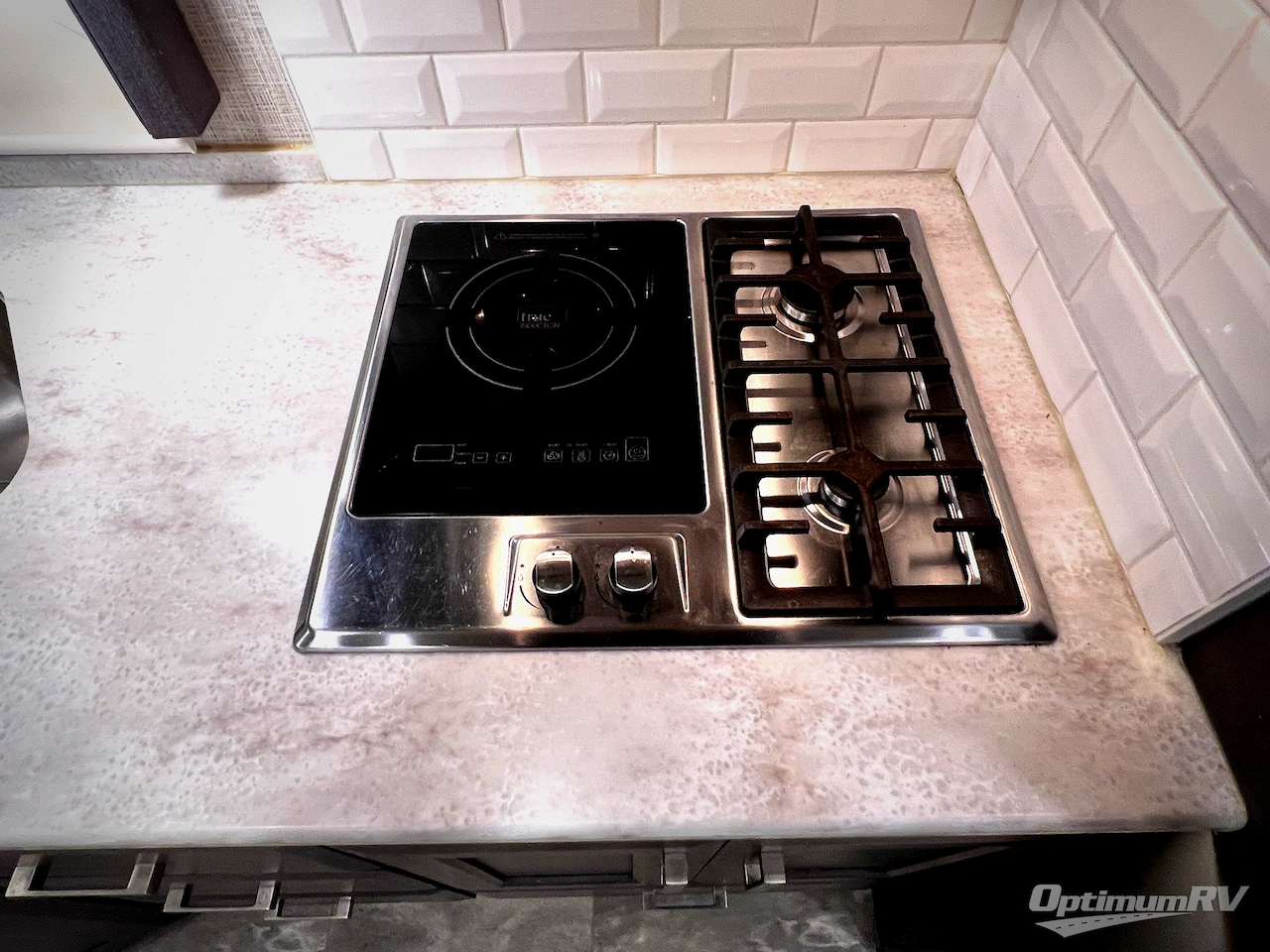 2023 Thor Challenger 37FH Photo 29