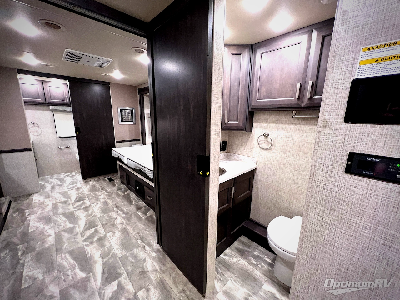 2023 Thor Challenger 37FH Photo 36