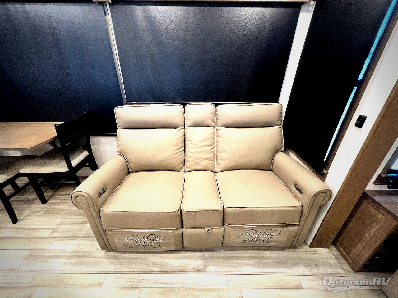 2024 Alliance Paradigm 310RL Photo 11