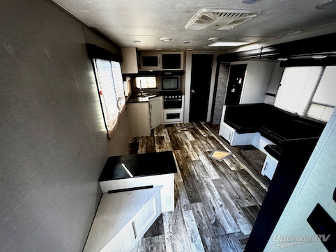 2019 Venture Stratus Ultra-Lite SR231VRB RV Photo 2