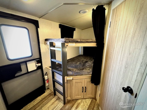 2023 Heartland Sundance Ultra Lite 278BH RV Photo 4