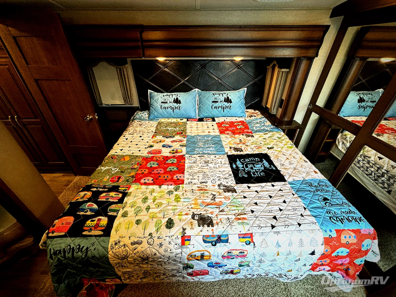 2017 Keystone Montana 3721RL Photo 11