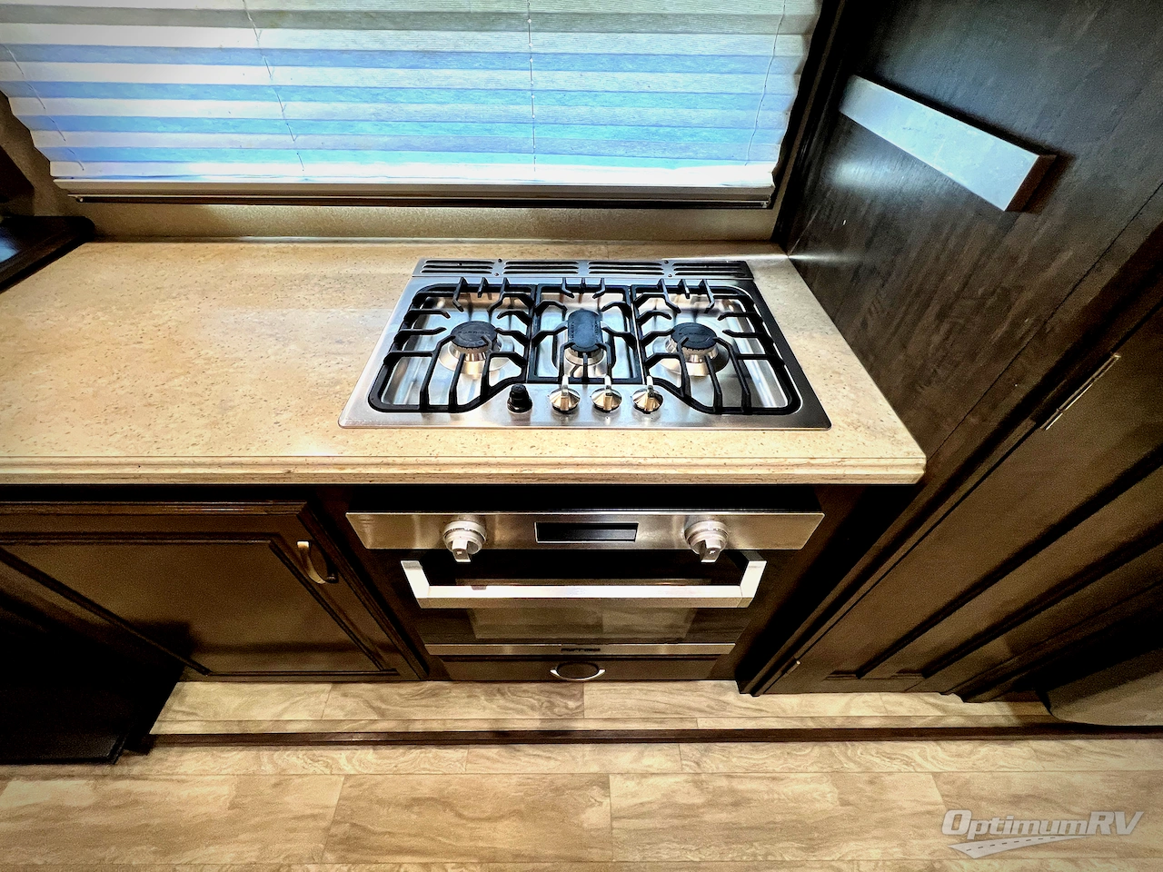 2019 Grand Design Solitude 372WB Photo 15