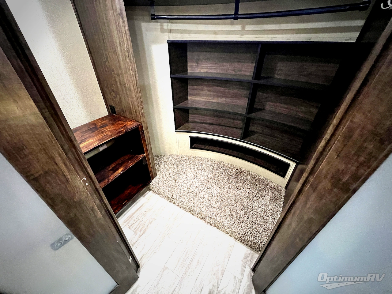 2019 Grand Design Solitude 372WB Photo 24