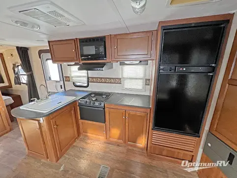 2015 Keystone Bullet 251RBS RV Photo 4