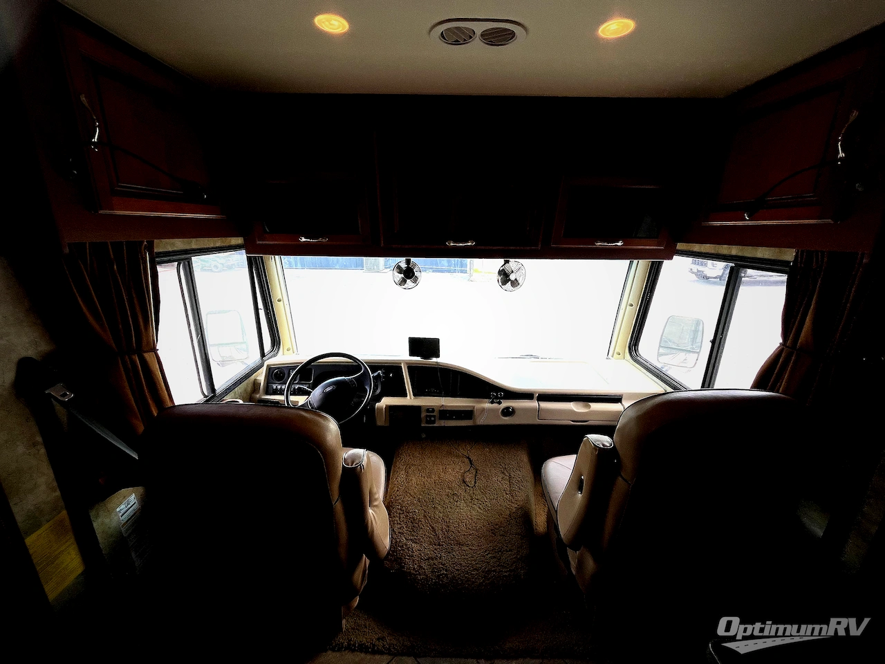 2013 Fleetwood Southwind 32VS Photo 8