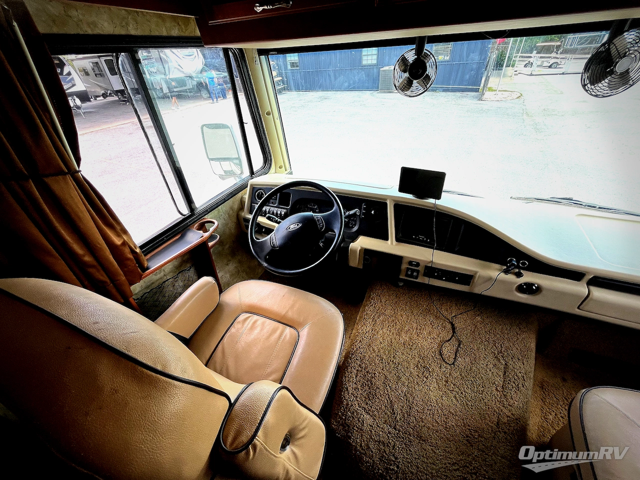 2013 Fleetwood Southwind 32VS Photo 9