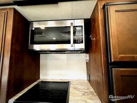 2019 Grand Design Reflection 315RLTS RV Photo 3