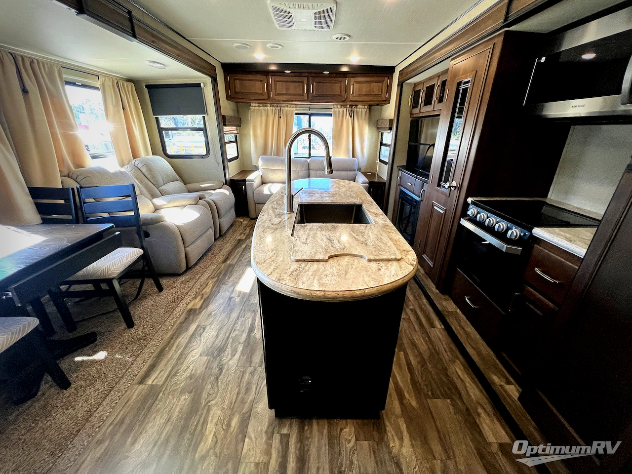 2019 Grand Design Reflection 315RLTS Photo 4