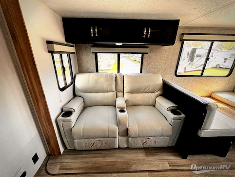 2022 Coachmen Freedom Express Ultra Lite 259FKDS RV Photo 2