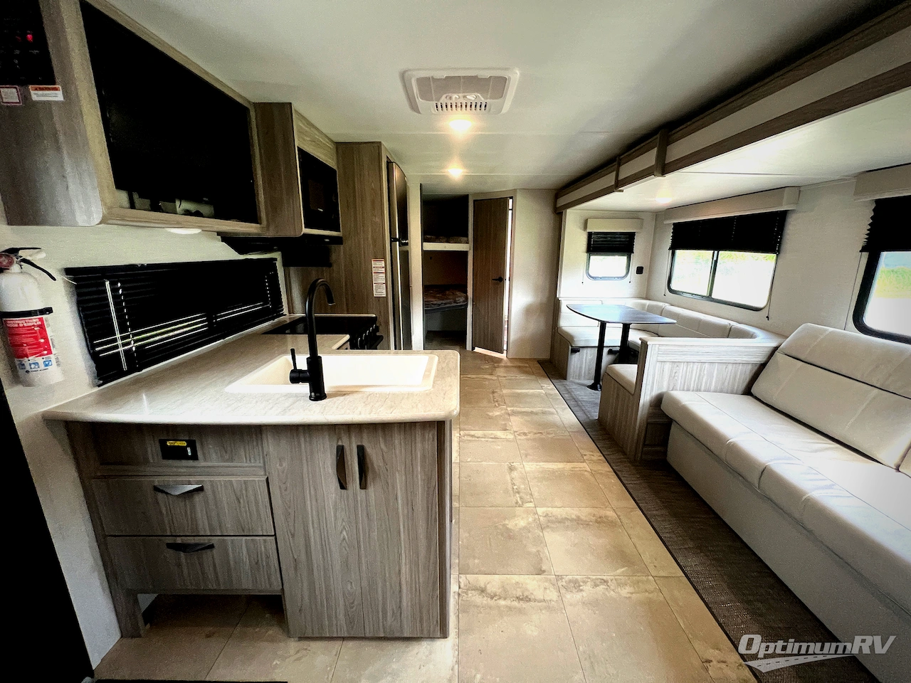 2024 Keystone Passport SL 264BH Photo 4