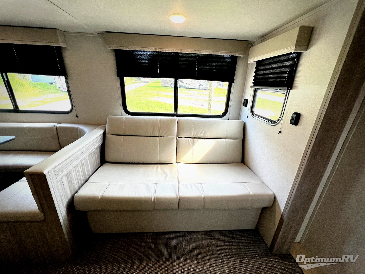 2024 Keystone Passport SL 264BH Photo 6