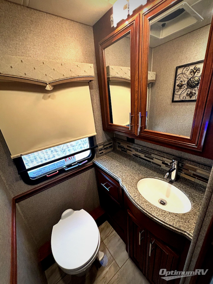 2020 Forest River Berkshire XL 40C Photo 18