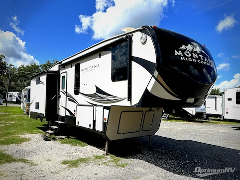 Used 2017 Keystone Montana High Country 305RL Featured Photo