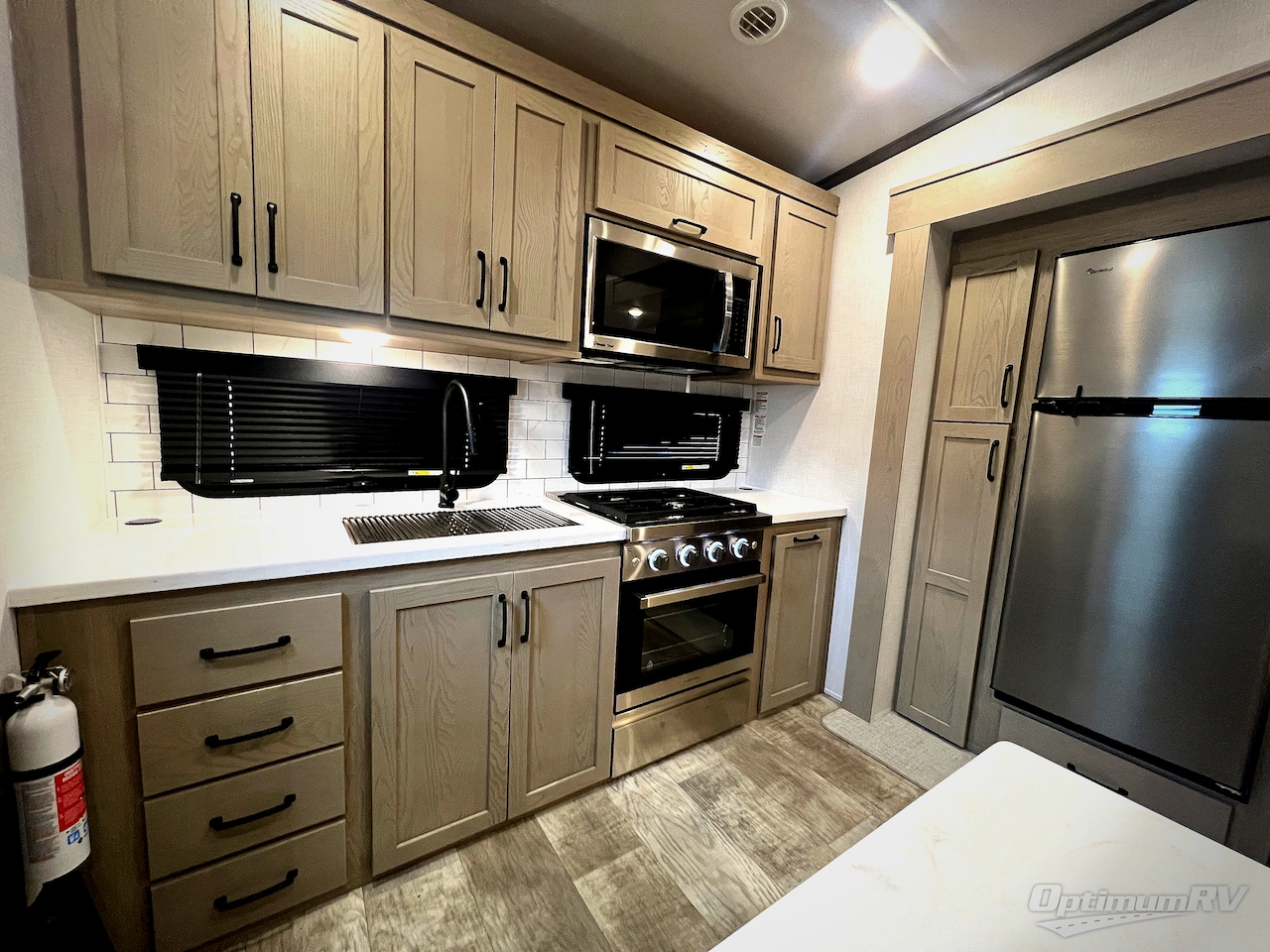 2024 Forest River Rockwood Signature 282RD Photo 6