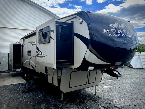 Used 2017 Keystone Montana High Country 375FL Featured Photo