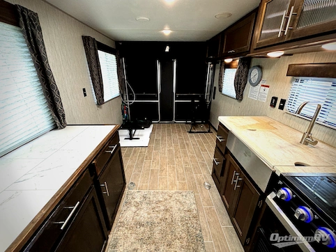 2020 Forest River Cherokee Grey Wolf 25RRT RV Photo 2