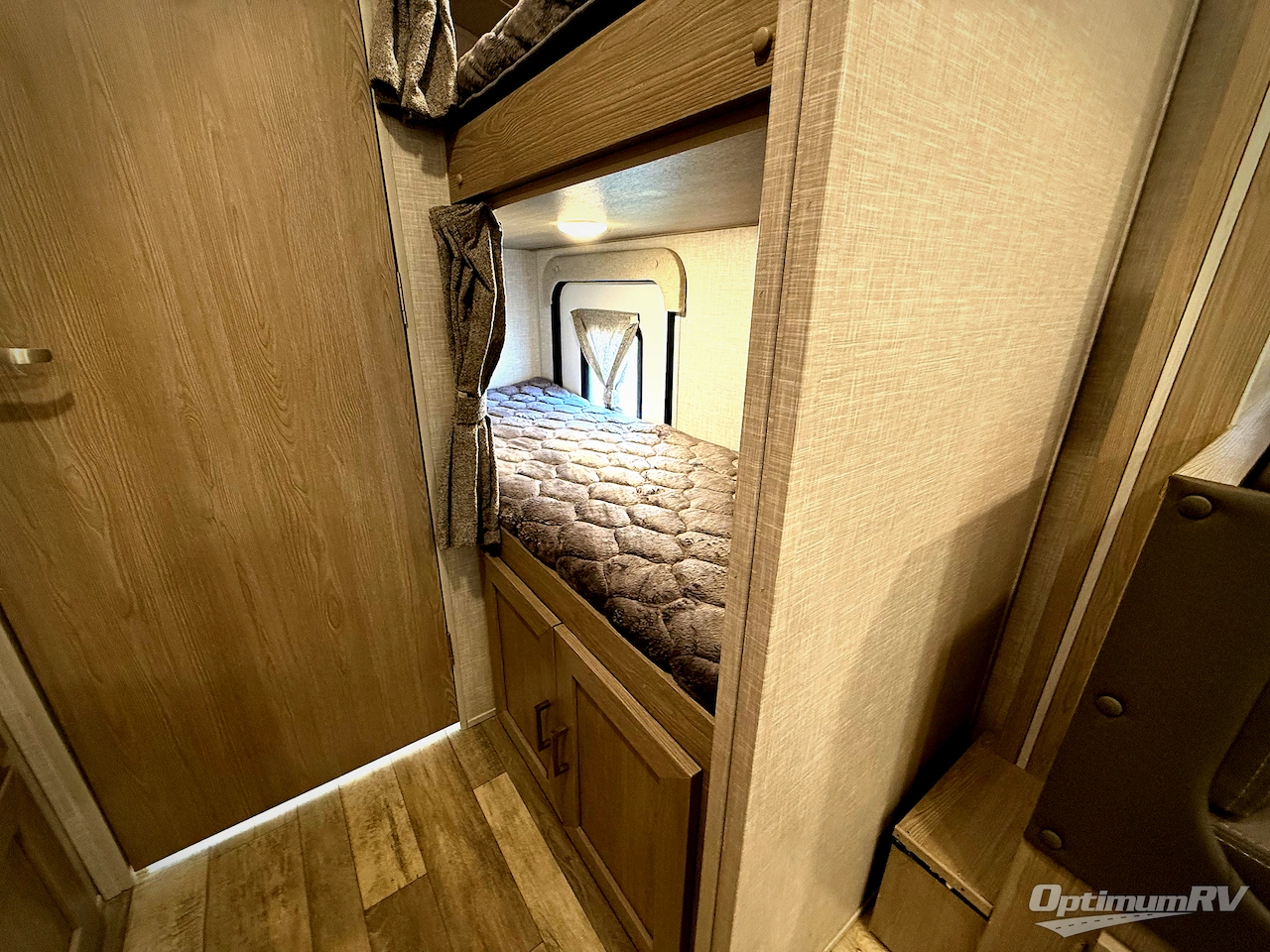 2022 Forest River Flagstaff E-Pro E20BHS Photo 14