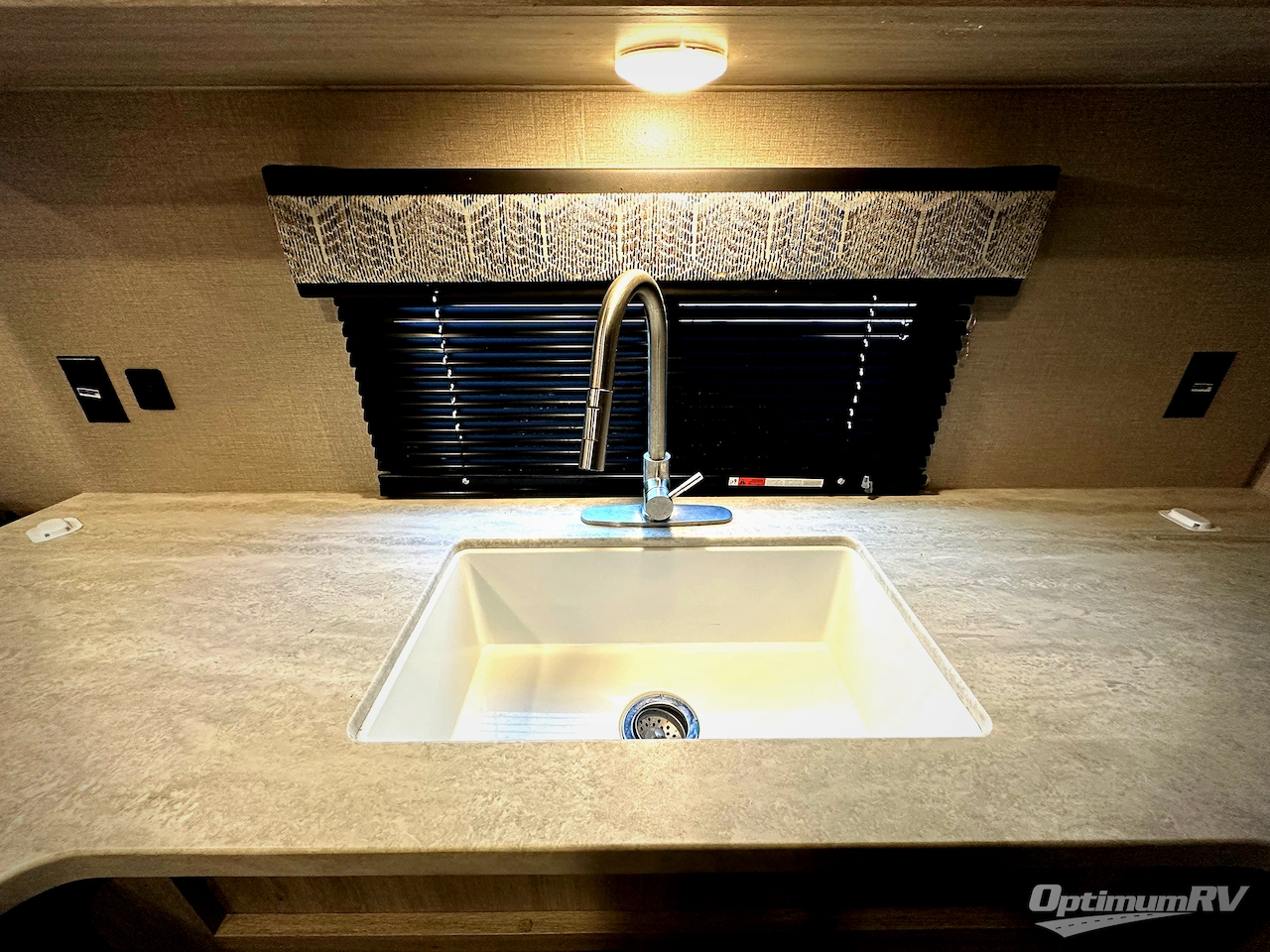 2022 Coachmen Catalina Legacy 303RKDS Photo 14